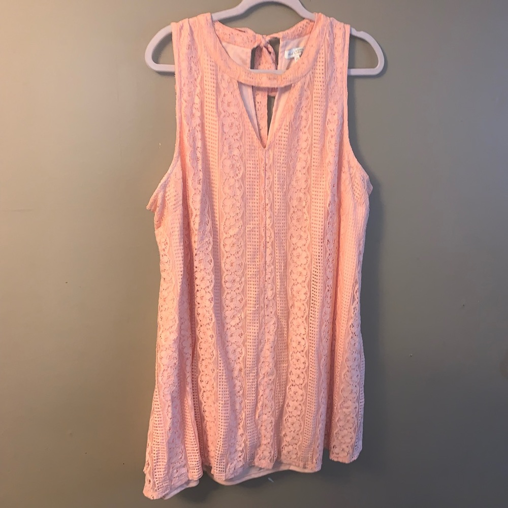Peach sleeveless dress with choker neck
